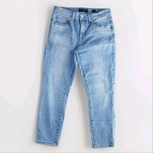 Lucky Brand light wash capri jeans women's size 6